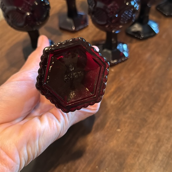 Avon cape cod ruby red glasses - Picture 3 of 3